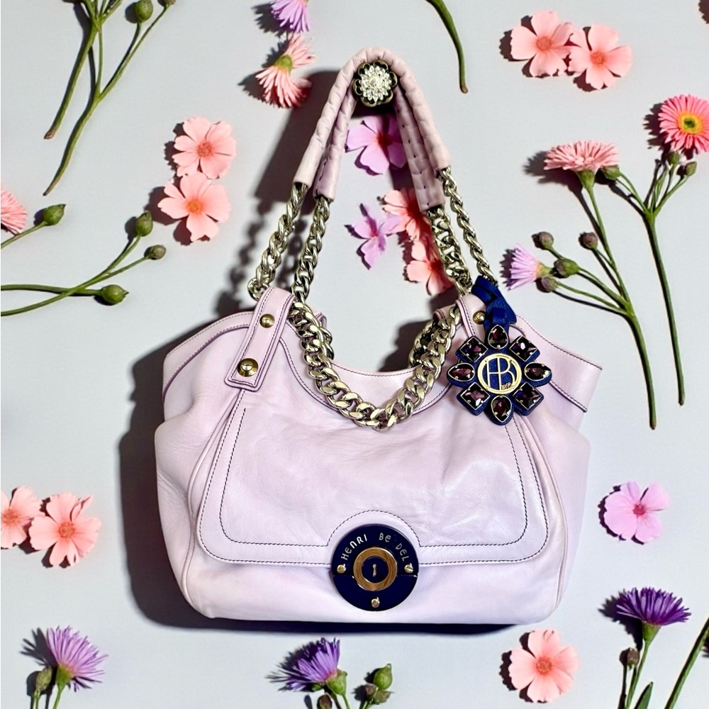 Stunning authentic Henri Bendel bag made in Italy